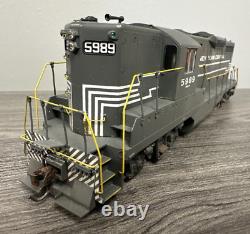 Sunset Models S Scale EMD GP-9 Diesel New York Central #5989 Pro-Painted LNIB