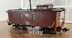 Trix HO Scale New York Central NYC Offset Cupola Wood Caboose #19453 Marklin