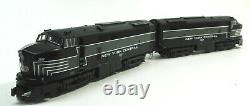 Used Lionel 6-34519 New York Central Sharknose AA Diesel Set withBox