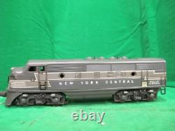VERY CLEAN Postwar LIONEL 2344 Non-Powered New York Central F3 Diesel Engine