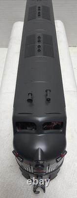 WILLIAMS O-GAUGE NEW YORK CENTRAL E7 #4010 POWERED 2 MOTORS DIESEL ENGINE WithBOX