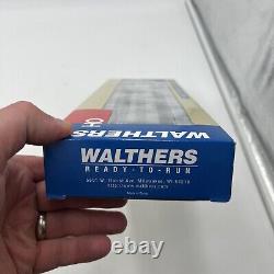 Walthers 932-15004 New York Central Pullman 64-seat Coach Passenger Car In Box