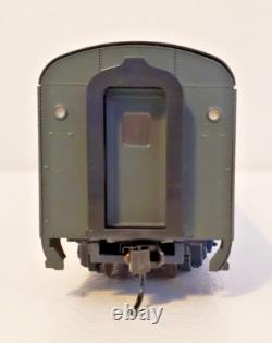 Walthers 932-9313 New York Central 20th Century Limited 10-6 Sleeper Car