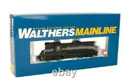 Walthers Mainline 910-10471 New York Central NYC 5950 GP9 Phase II DCC ready