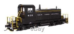 Walthers Mainline HO 9246 New York Central EMD SW1 Switcher Diesel Locomotive