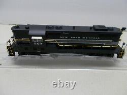Walthers / Proto New York Central Gp7 Locomotive # 5611dcc Pluglot Dho Scale
