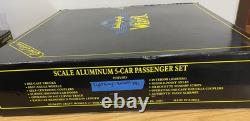 Weaver New York Central Dreyfuss 20 Aluminum Passenger 5 Car Set O Scale Train
