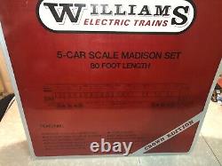 Williams Crown Edition 80 Ft. New York Central Passenger Car Set in Ecx. Condition