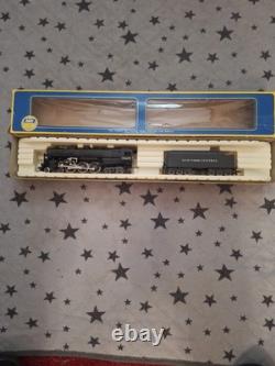 AHM HO 4-6-4 New York Central Hudson #5096 NIB