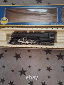AHM HO 4-6-4 New York Central Hudson #5096 NIB