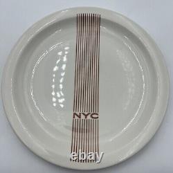 Assiette du motif Mercury de la Syracuse China de la compagnie ferroviaire New York Central Railroad à Nyc, 9.5 pouces, en excellent état (Euc).