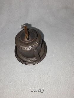 Dietz n° 6 avec globe New York Central en relief