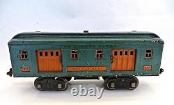 Ensemble Lionel Standard Gauge d'avant-guerre : Moteur 10E et 3 voitures de voyageurs 332, 339, 341