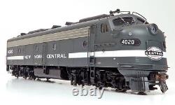 HO EMD E8A (DC/DCC/Son) New York Central Cigar Band #4040   <br/> 
 <br/>Translation: HO EMD E8A (CC/CC/Son) New York Central Cigar Band #4040