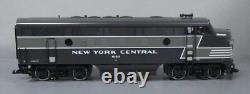 LGB 21570 New York Central F7 A Unit Diesel Locomotive EX/Box translates to: Locomotive diesel LGB 21570 New York Central F7 A Unit, en excellent état dans sa boîte.