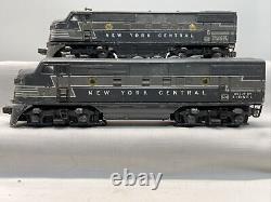 Lionel 2354 Unités Aa New York Central en bon état, révisées.