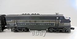Lionel New York Central 2354 NYC AA F-3 Ensemble de locomotives diesel O Gauge Post War