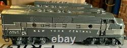 Lionel Postwar 2344 New York Central F3 Diesel Aba Locomotive Set