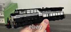 Locomotive ES44AC de la ligne InterMountain HO #49762S-02 New York Central #1968 NIB