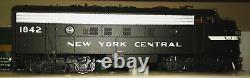 Locomotive Ho Scale Bowser Emd F7 New York Central Nyc #1842 24064