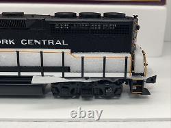 MTH Premier 20-2371-1 New York Central GP-40 Diesel Eng PS. 2 O Nouveau BCR #3008 NYC