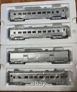 MTH RailKing 30-1496P NEW YORK CENTRAL (NYC) 60' Ensemble de trains à passagers profilés agréable.