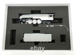 Mth New York Central Ho Scale Prototype Dreyfus Steam Locomotive And Tender