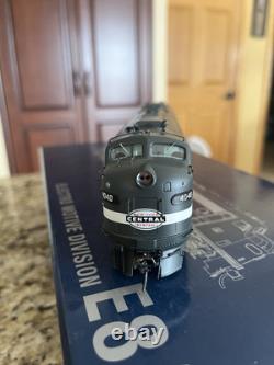 Rapido New York Central EMD E8A #4040 DCC/Son